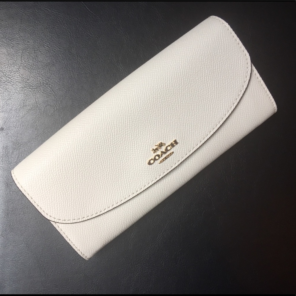 💯 COACH Wallet - Picture 2 of 13